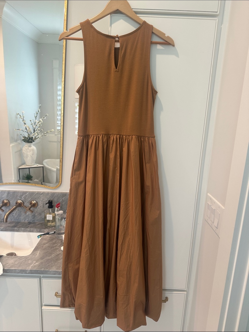 LOFT DRESS - Picture 3 of 6